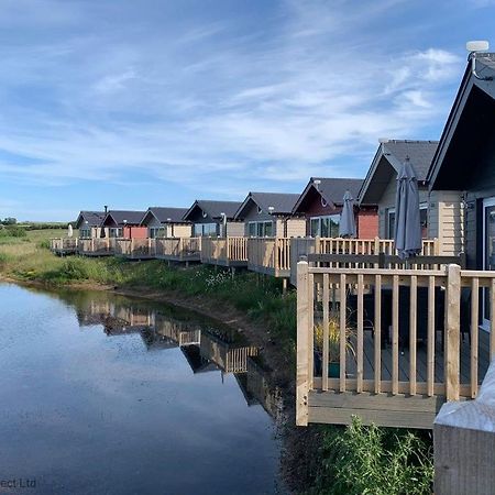Lakeside Retreat At The Bay Filey, Sleeps 4, 2 Non-Shedding Dogs Welcome For Free Екстериор снимка